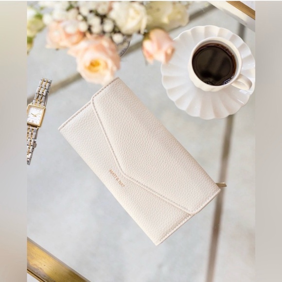 Matt & Nat Handbags - Matt & Nat Raye Cream Wallet from the Spring 2026 Jilly Box